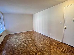 142-11 84th Dr #3, Jamaica, NY 11435