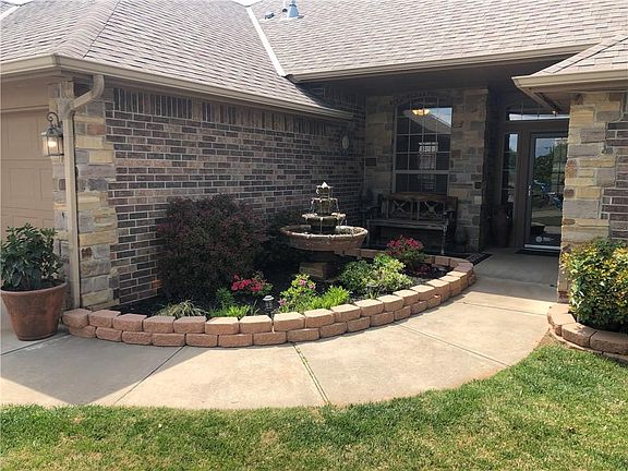 3rd image of 9101 Stacy Lynn Ln