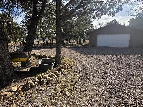 3rd image of 5823 COUGAR Drive