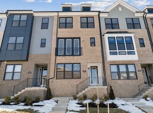 5104 Rosie Oliver St, Bowie, MD 20715
