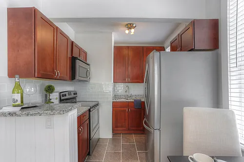 2904 W Estrella St #7 Photo 1