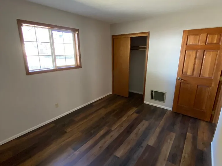 314 W 12th Ave — Photo 12