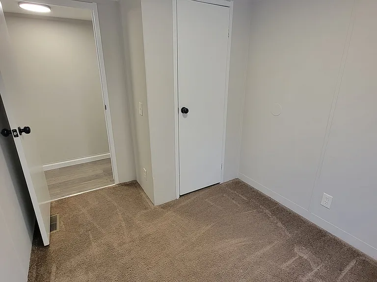 2 Edge St — Photo 16