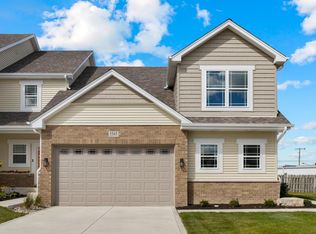 5543 Victoria Pl, Schererville, IN 46375