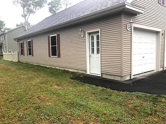 4th image of 56 Sawyer Ln