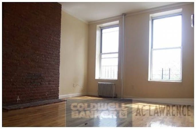 1st image of 1040 1st Ave