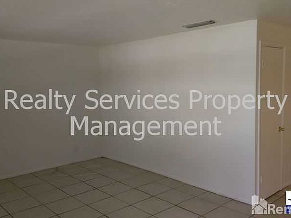 2nd image of 2406 Morado St APT F3