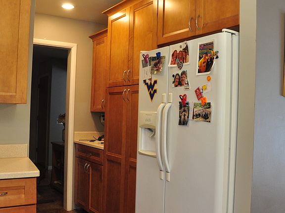 kitchen desk and pantry 