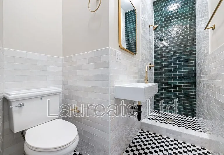 1126 N Lafayette St #1 — Photo 7