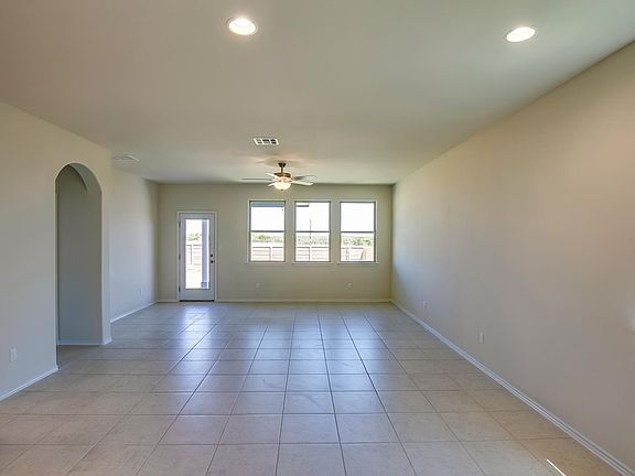 5th image of 333 Horsemint Way