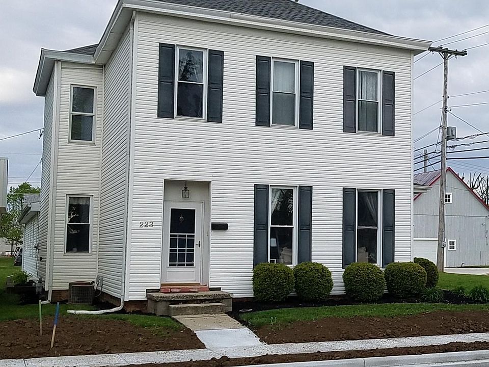 1st image of 223 N Franklin St