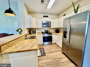 11501 Cardoness Ln UNIT 101, Fairfax, VA 22030