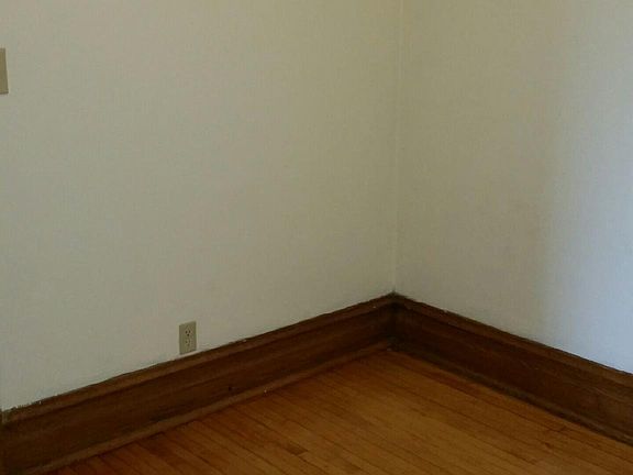 2nd image of 4249 W Gladys Ave