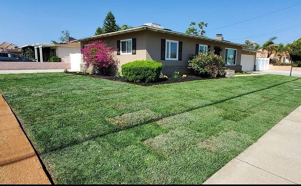 1st image of 17561 Merrill Ave