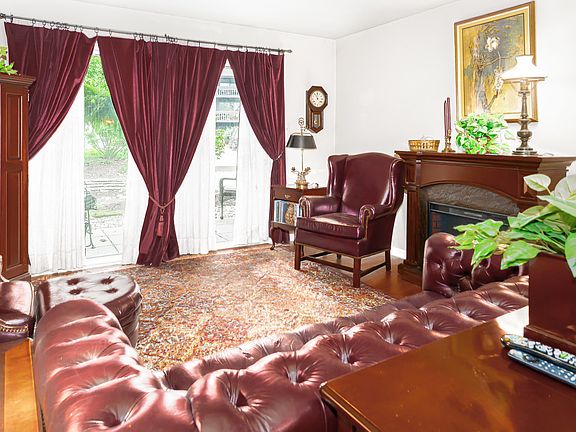 4th image of 6106 Knoll Valley Dr APT 102