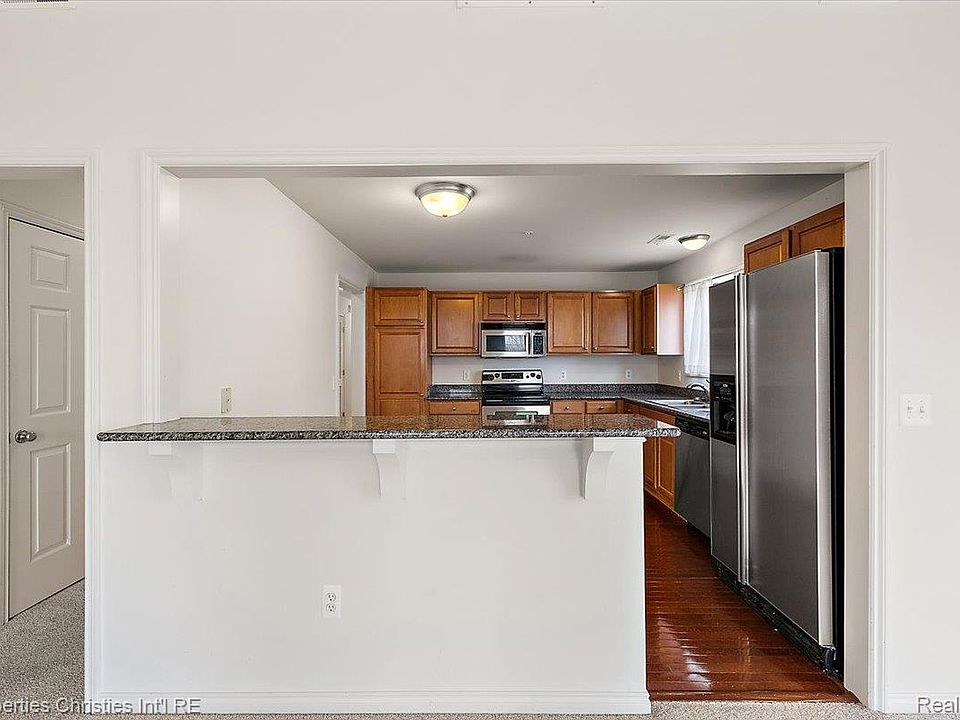 28360 Carlton Way Dr, photo 9