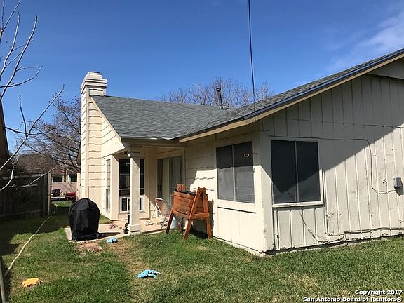 5th image of 8122 Laurel Bnd