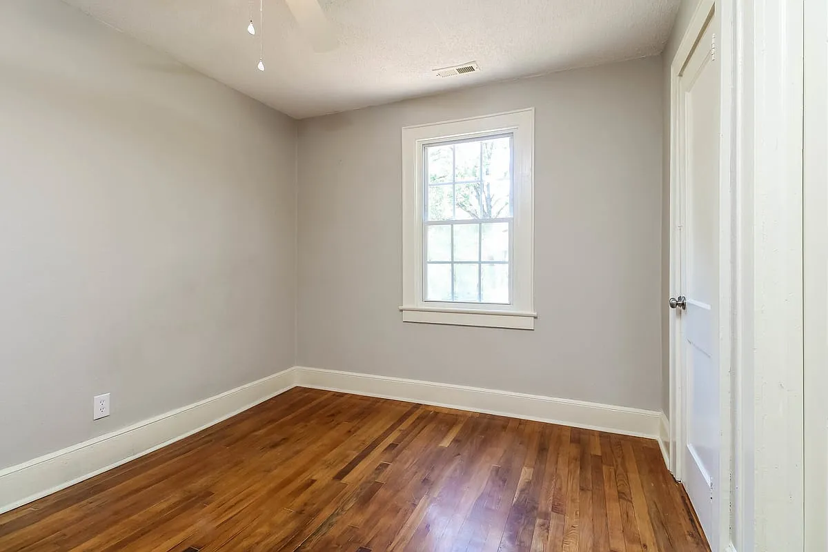 1 Hillcrest Ave — Photo 4