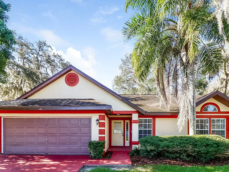 8012 Cameron Cay Ct — Photo 1