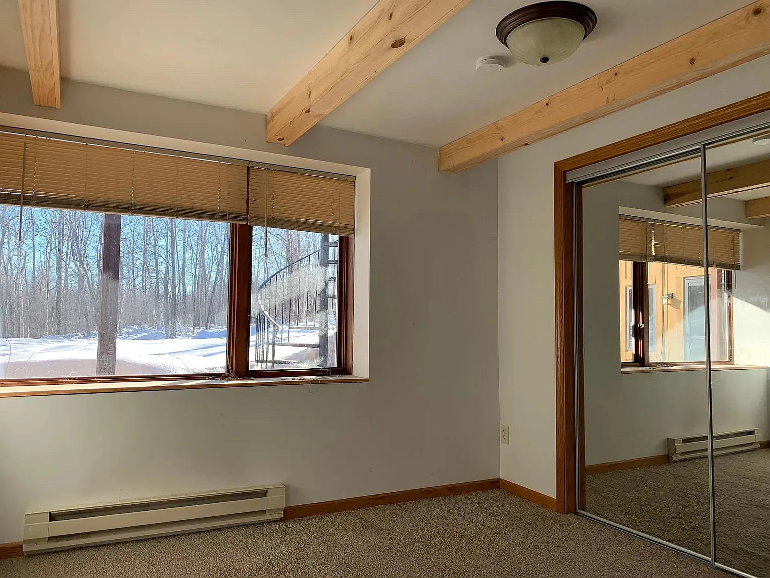 2 bed, 650 sqft, $1,275 — Photo 3