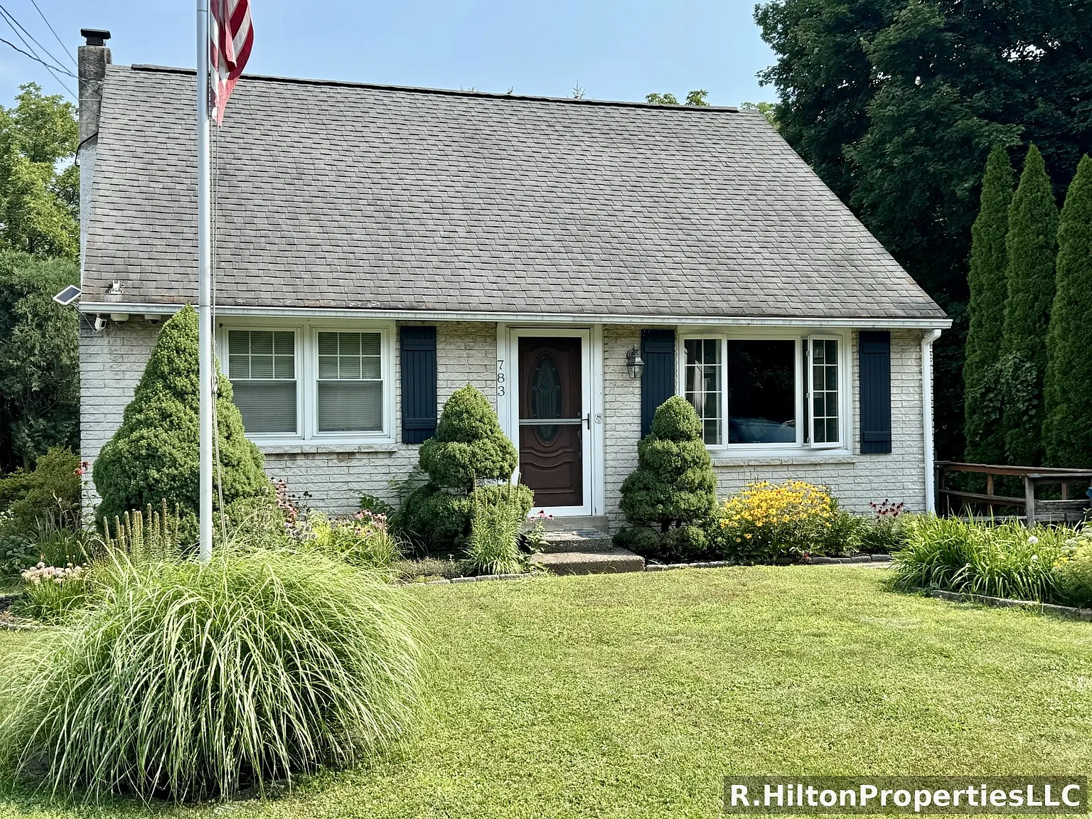783 Union Ave — Photo 1