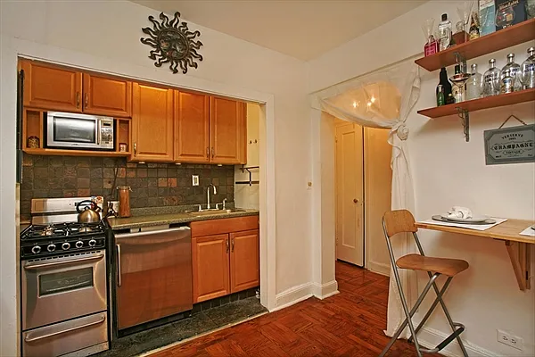 Sold by Citi Habitats | media 10