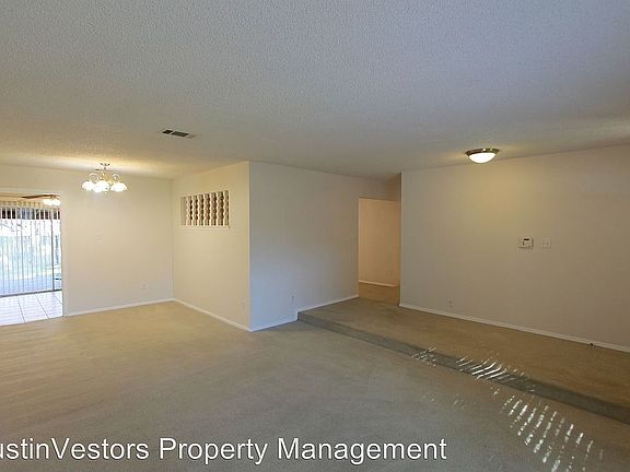 4th image of 1315 Mearns Meadow Blvd