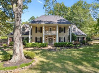 1950 Riverdale Rd, Germantown, TN 38138