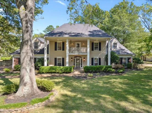 1950 Riverdale Rd, Germantown, TN 38138
