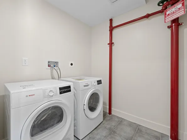 310 Fenimore Street image 20 of 48