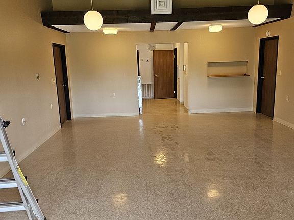 3rd image of 640 5th Ave