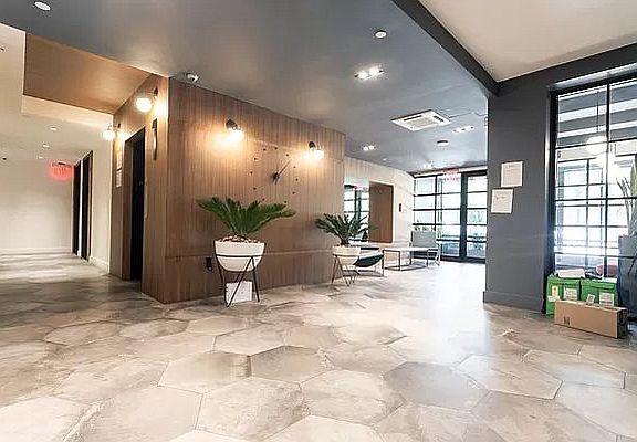 5th image of 591 Ocean Pkwy #2J