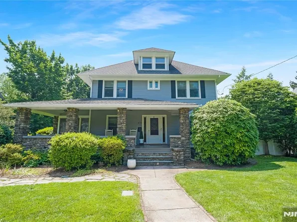 302 Woodside Ave, Ridgewood, NJ 07450
