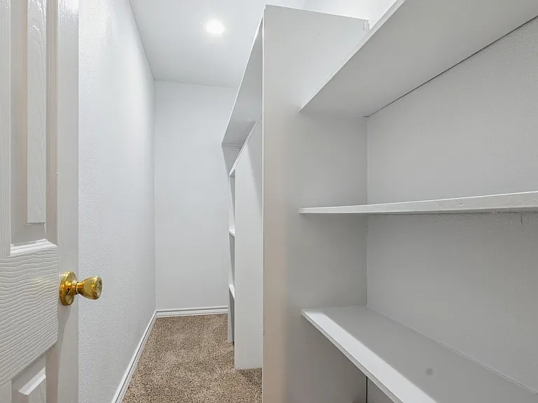 4505 Cochran St — Photo 14
