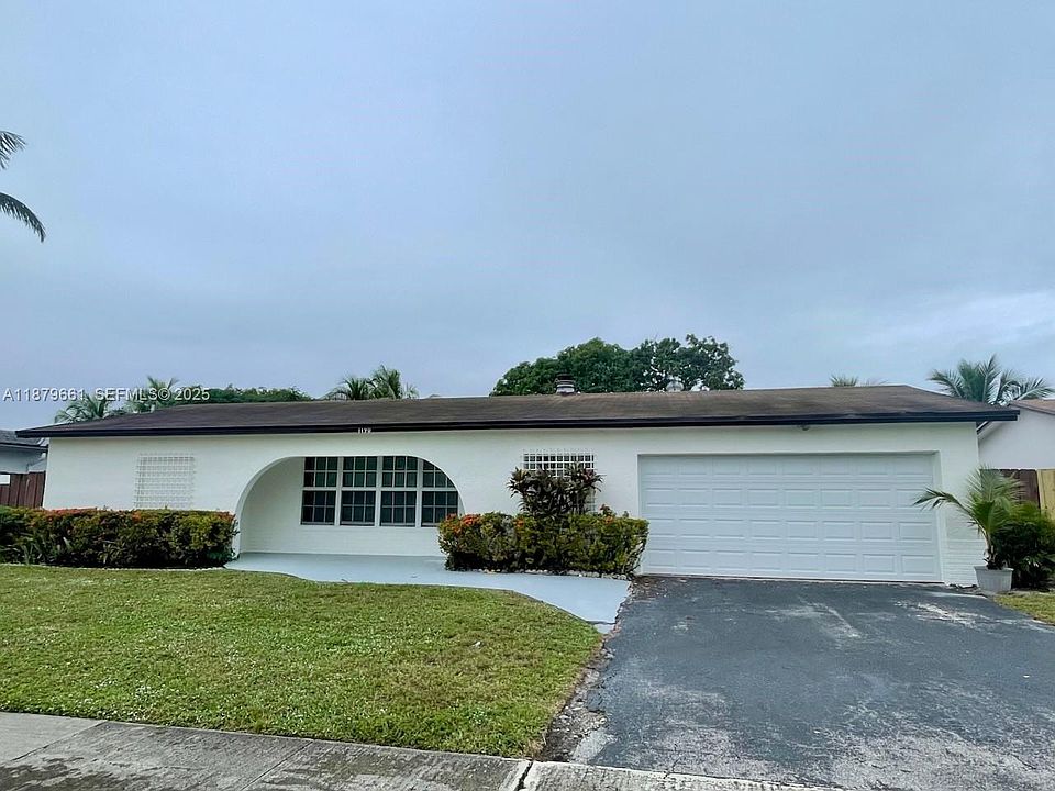 1st image of 1190 NW 92nd Ave