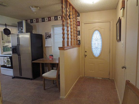 4th image of 909 Waverly Dr