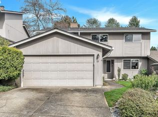 17 Britten Ct, Lake Oswego, OR