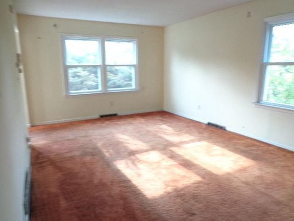 5th image of 1515 Olmsted Pl