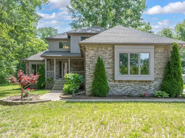 9145 Folkert Rd, Clay, MI 48001