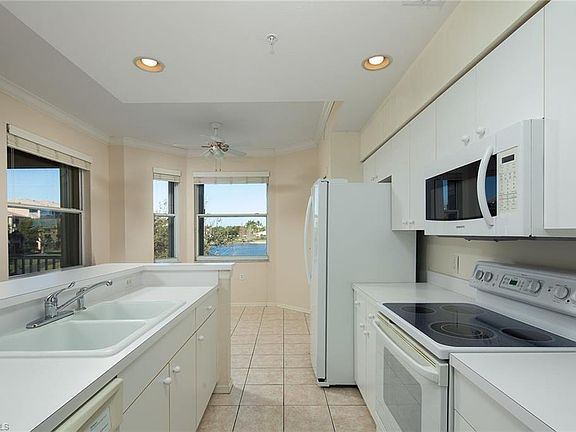 4th image of 14091 Brant Point Cir #4202