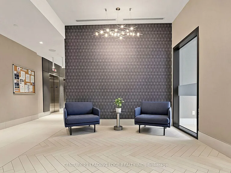 2550 Simcoe St N #409 — Photo 38