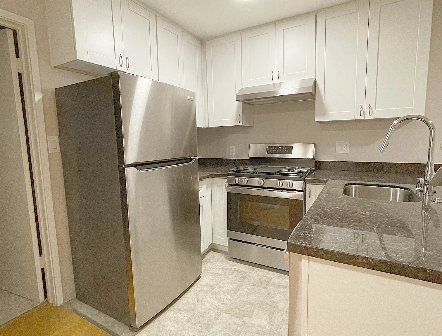475 Alcatraz Ave — Photo 3