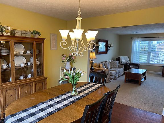 4th image of 46351 Country Lake Dr