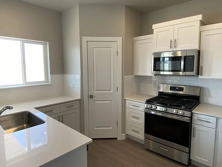 3037 N 225 E — Photo 5