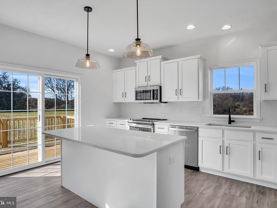 890 Ashfield Dr, Carlisle, PA 17015 Zillow