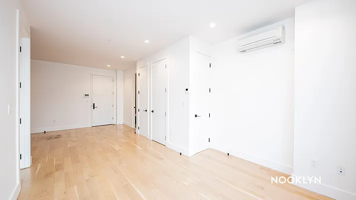 Rented by Nooklyn NYC LLC | media 8