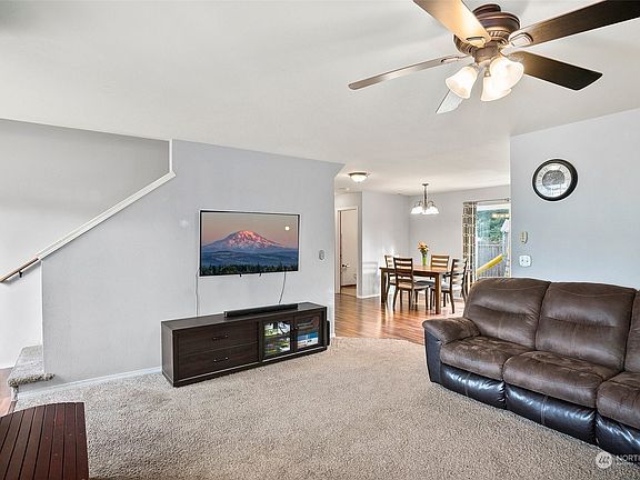 4th image of 20407 12th Avenue Ct E