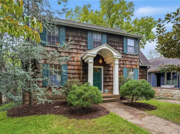 1421 W 50th Ter, Kansas City, MO 64112