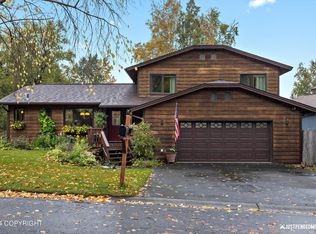 3921 Iona Cir, Anchorage, AK 99507