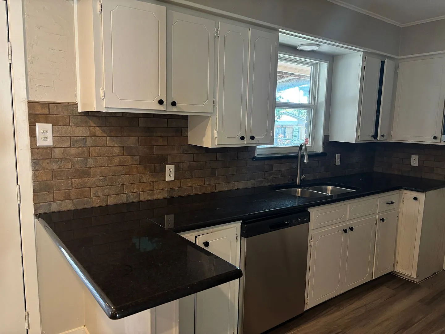 Nicely Remodeled 3/2 in West Sherman! — Photo 3